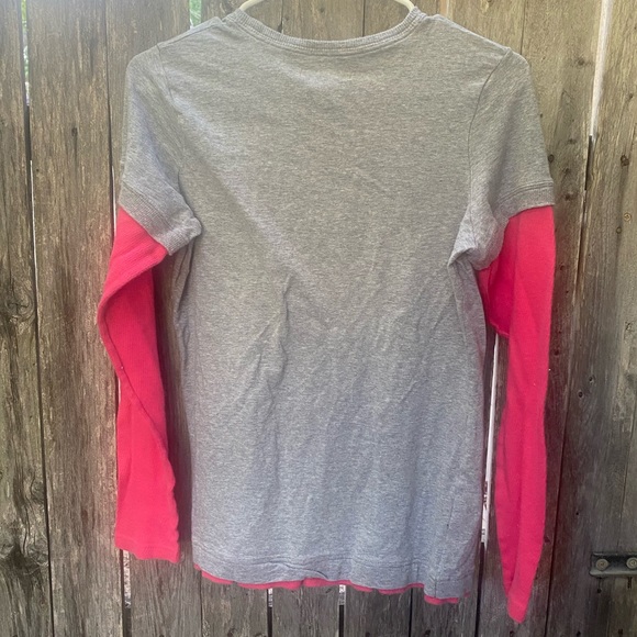 Nike long sleeved shirt size medium - Picture 3 of 3